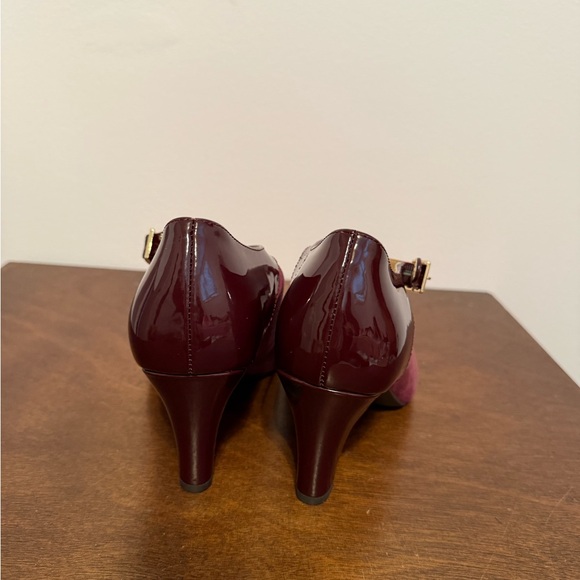 Giani Bernini Burgundy Mary Jane Flats - Picture 5 of 6